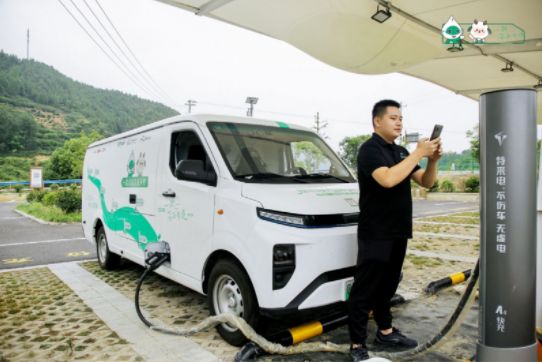 需求与生态:乡村新能源物流的增长逻辑与地上铁的布局智慧