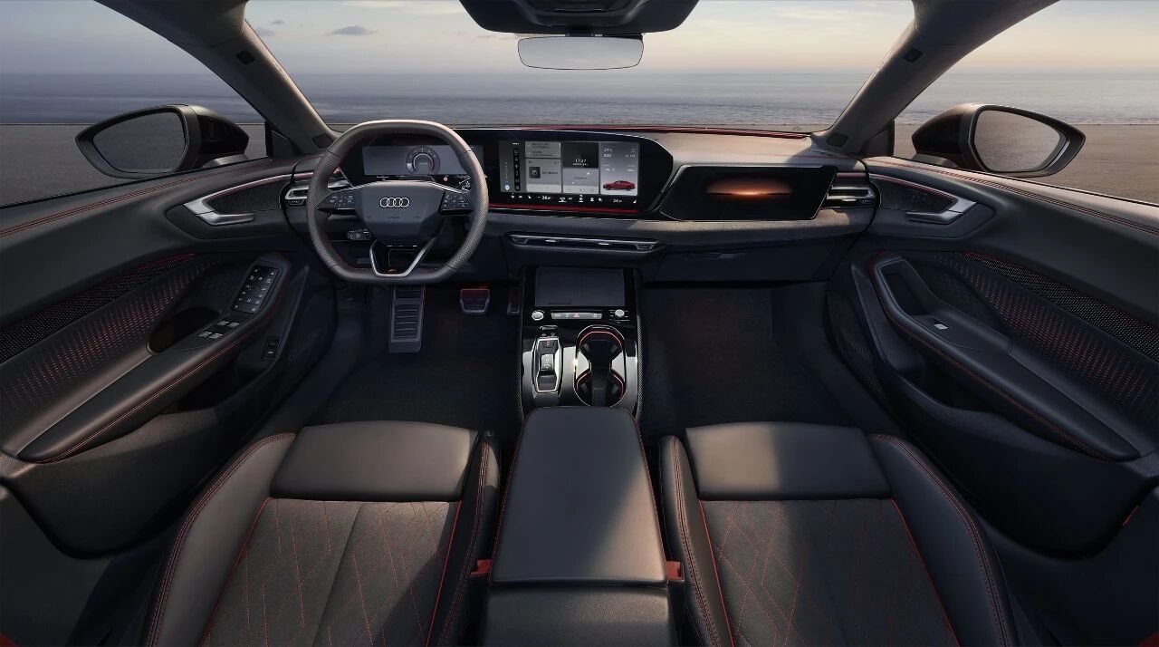 上汽奥迪A5L Sportback旗舰车型开启交付 限时臻享价34.59万起