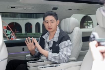 铝合金占比超80%银河V900的轻量化设计如何兼顾续航与驾驶乐趣?