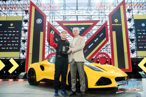 引擎轰鸣，人潮涌动！2025天府极速嘉年华盛大启幕