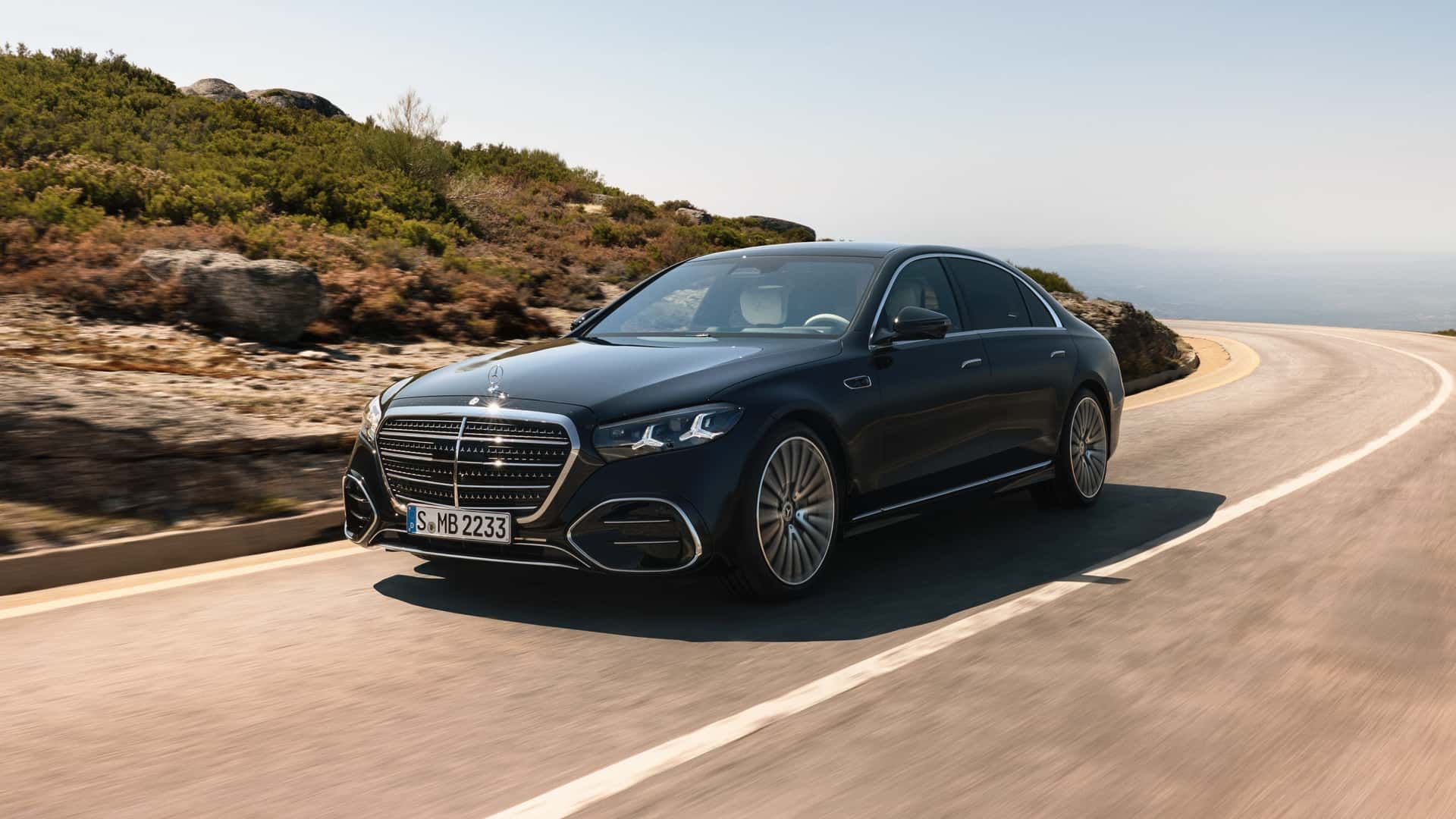 新一代梅赛德斯-奔驰S级全球首秀 定位全球豪华旗舰