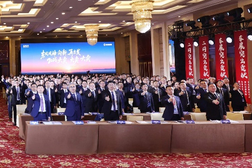 东风风神2025：逆势增长37% 靠什么让经销商与用户双赢？