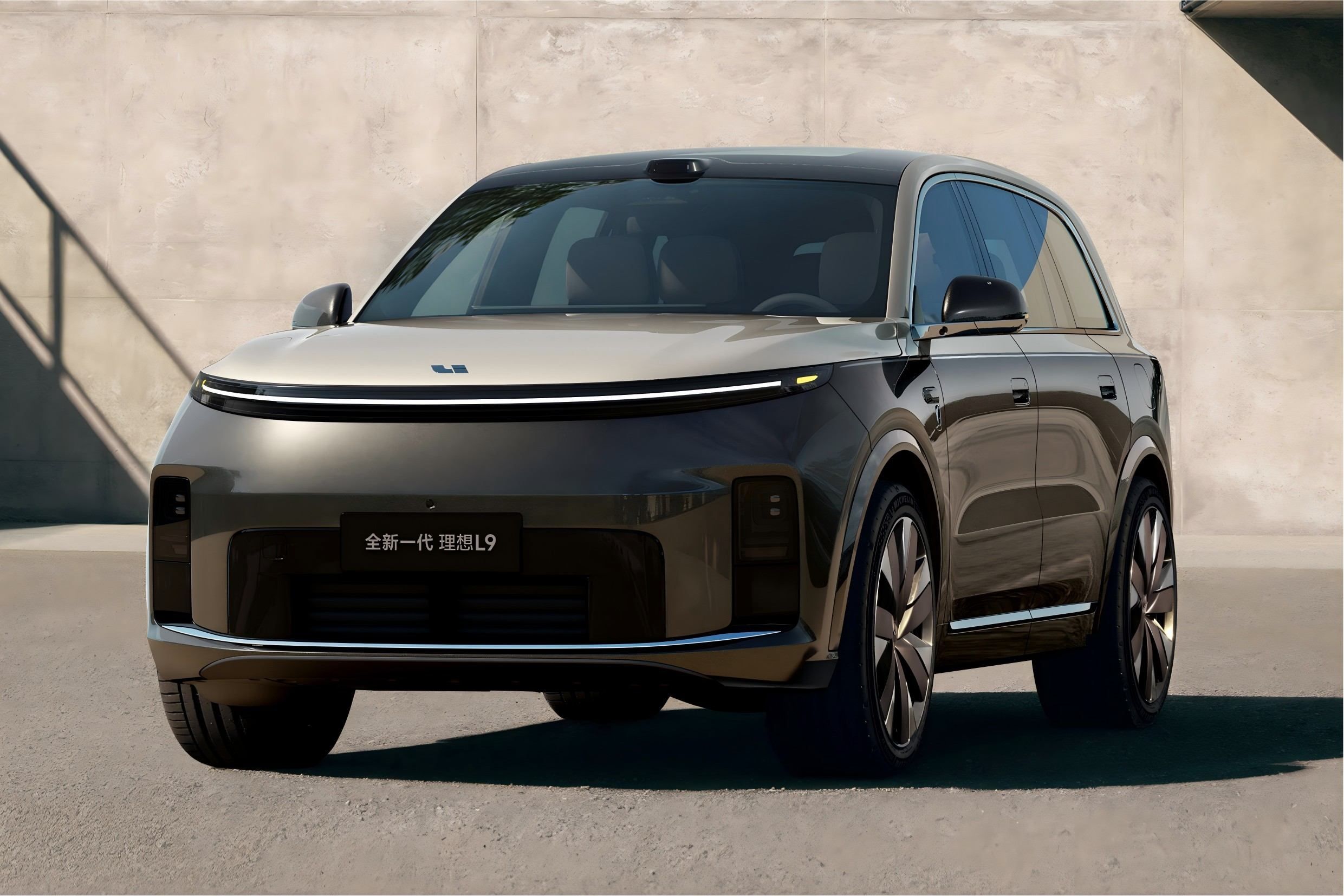 全新一代理想L9官图公布，将在今年二季度内发布