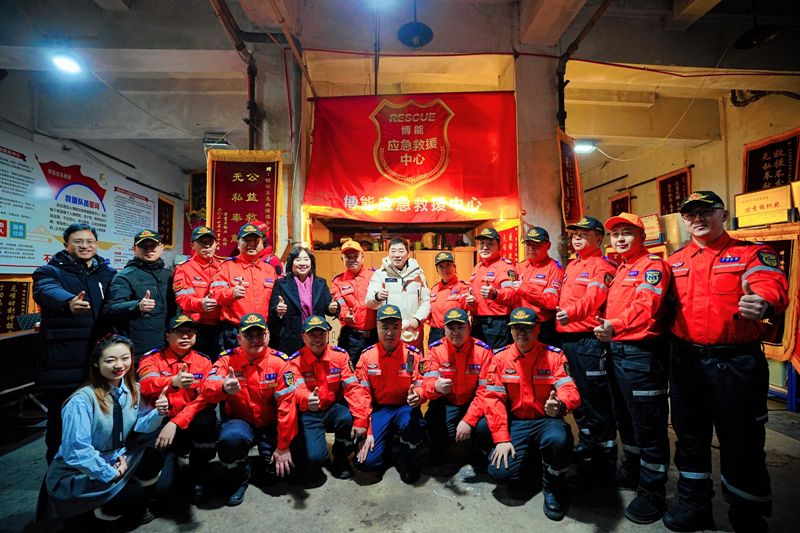 长城汽车冰雪欢乐周：魏建军亲临，旗下品牌尽显“冰上功夫”