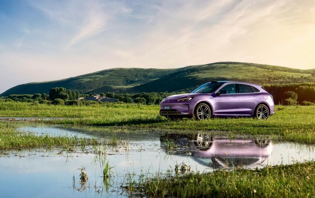 新春启程，美好同行！问界M5以全维硬实力圈粉年轻人