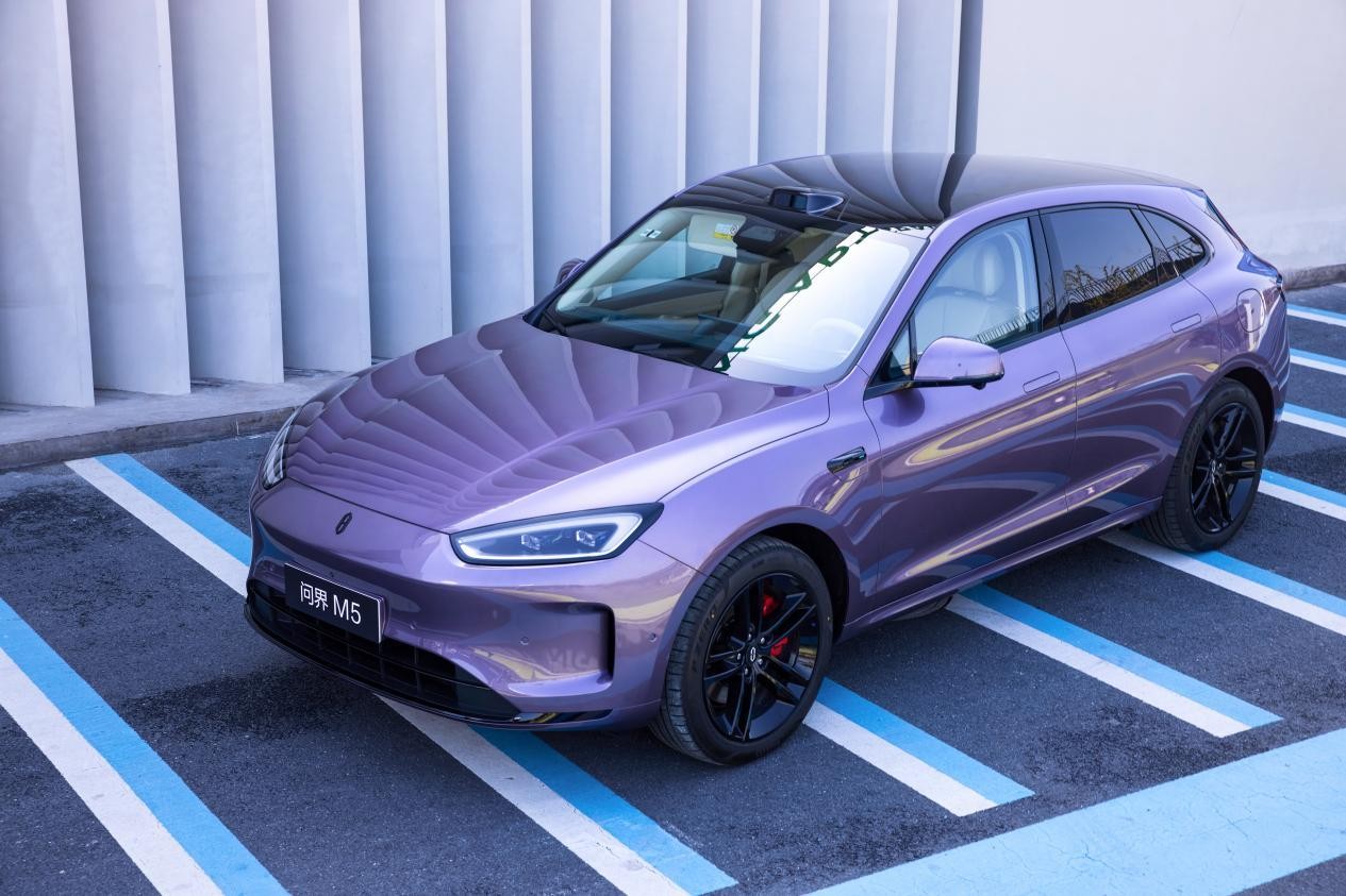 新春启程，美好同行！问界M5以全维硬实力圈粉年轻人