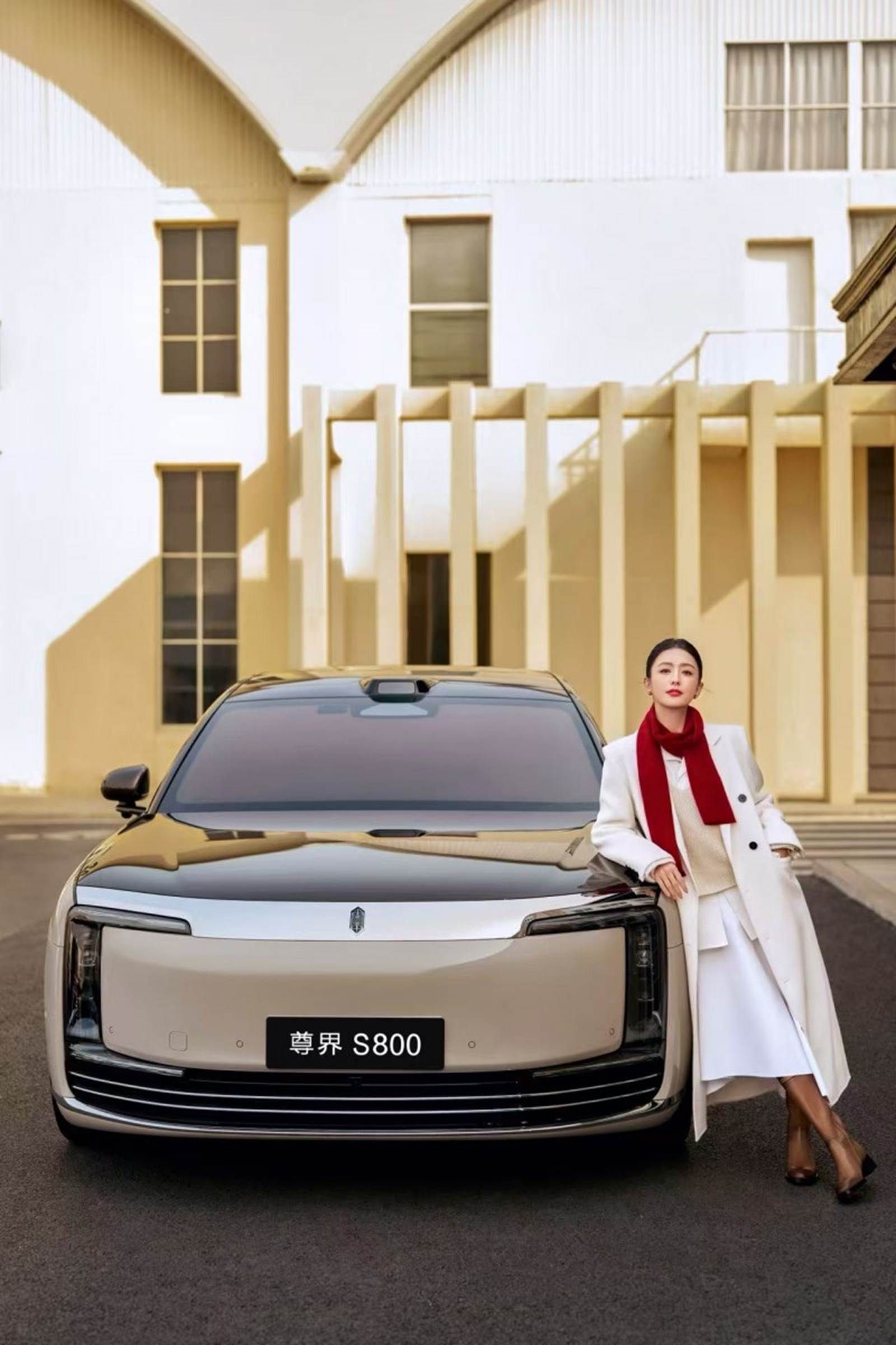 佟丽娅新春视频刷屏,尊界S800击中高净值人群情感期待