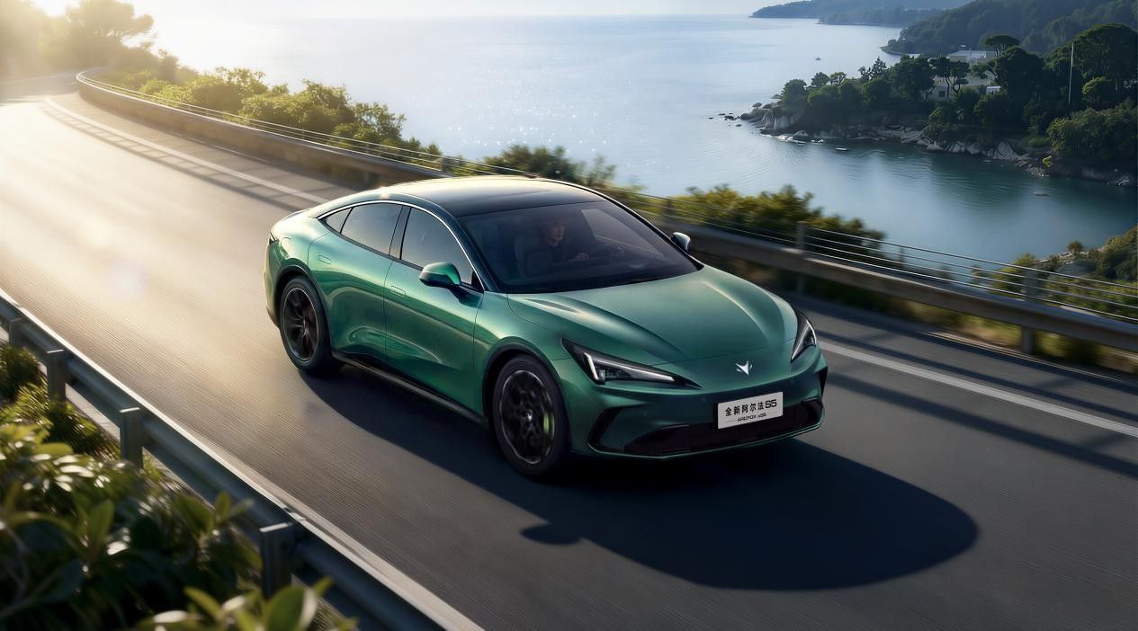 3月1日预售 全新阿尔法S5整车19扬+零重力座椅配置曝光