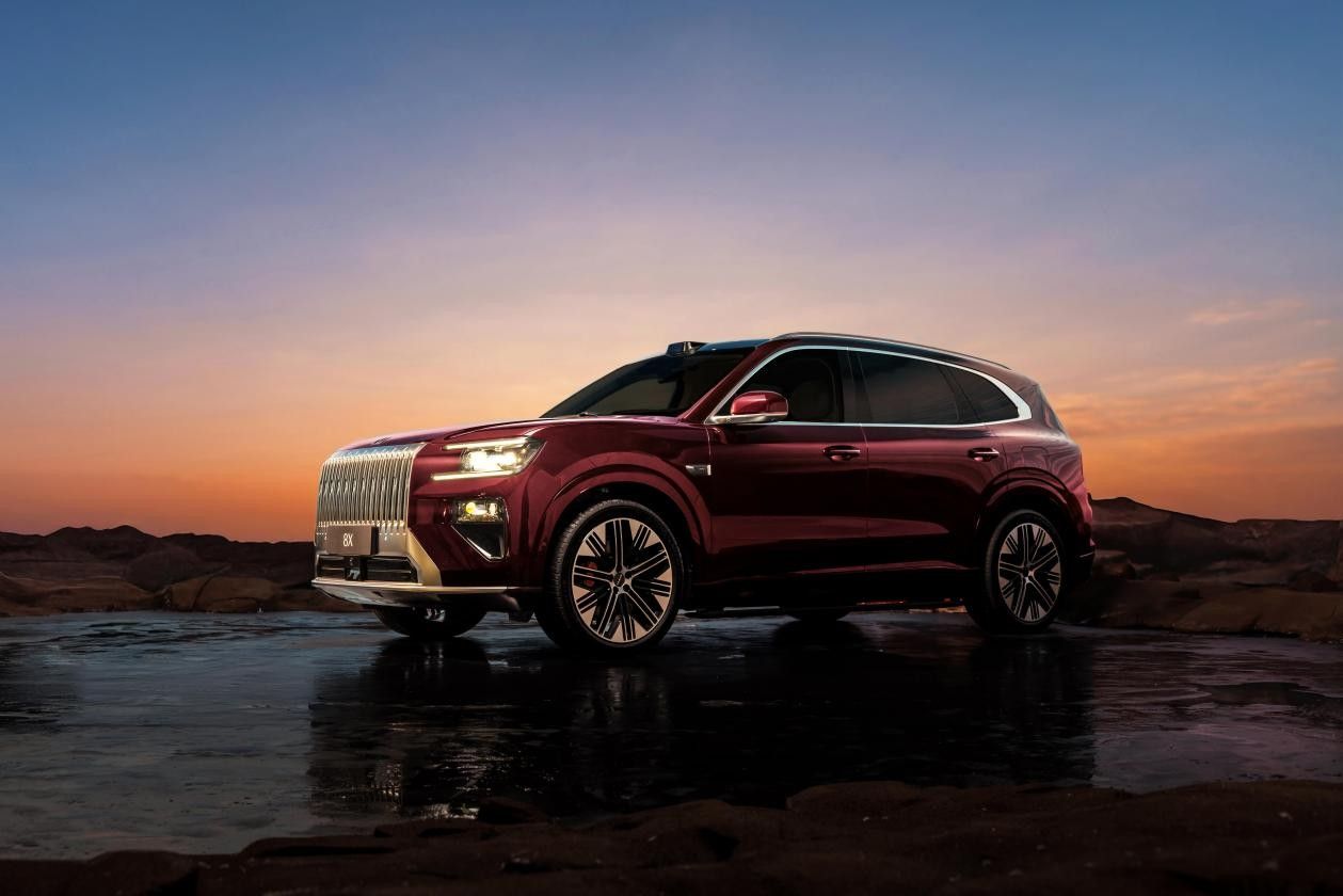 吉利汽车2月销量206,160辆，海外销量达60,879辆