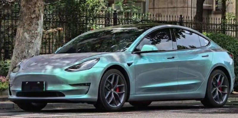 00后车主成主力，2026年改色膜选彩色车衣才是新潮流