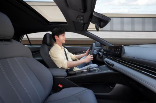 影豹3月限时9.8万元起                 