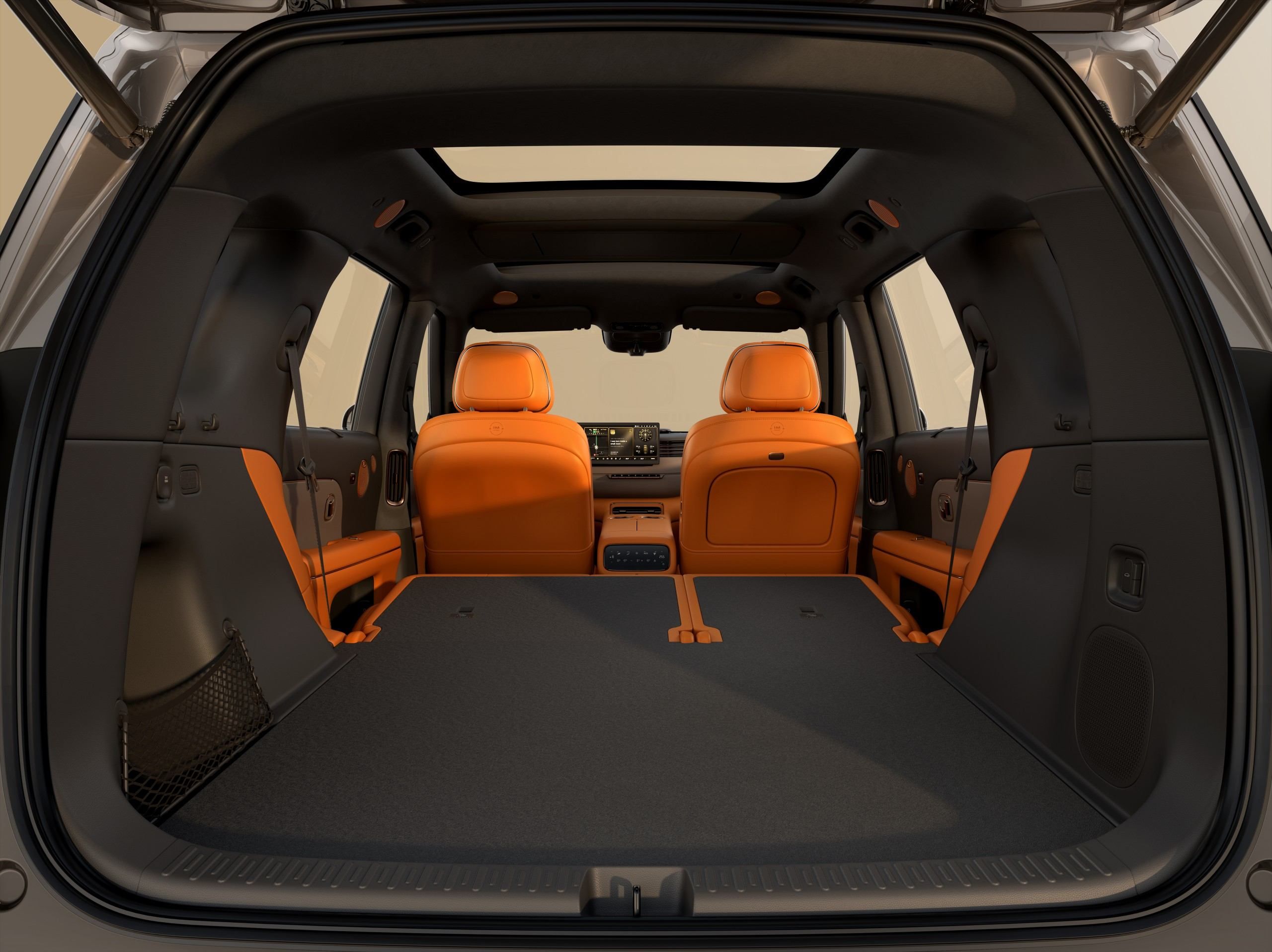 智己LS8正式开启预售，推4款车型/预售价25.98万起