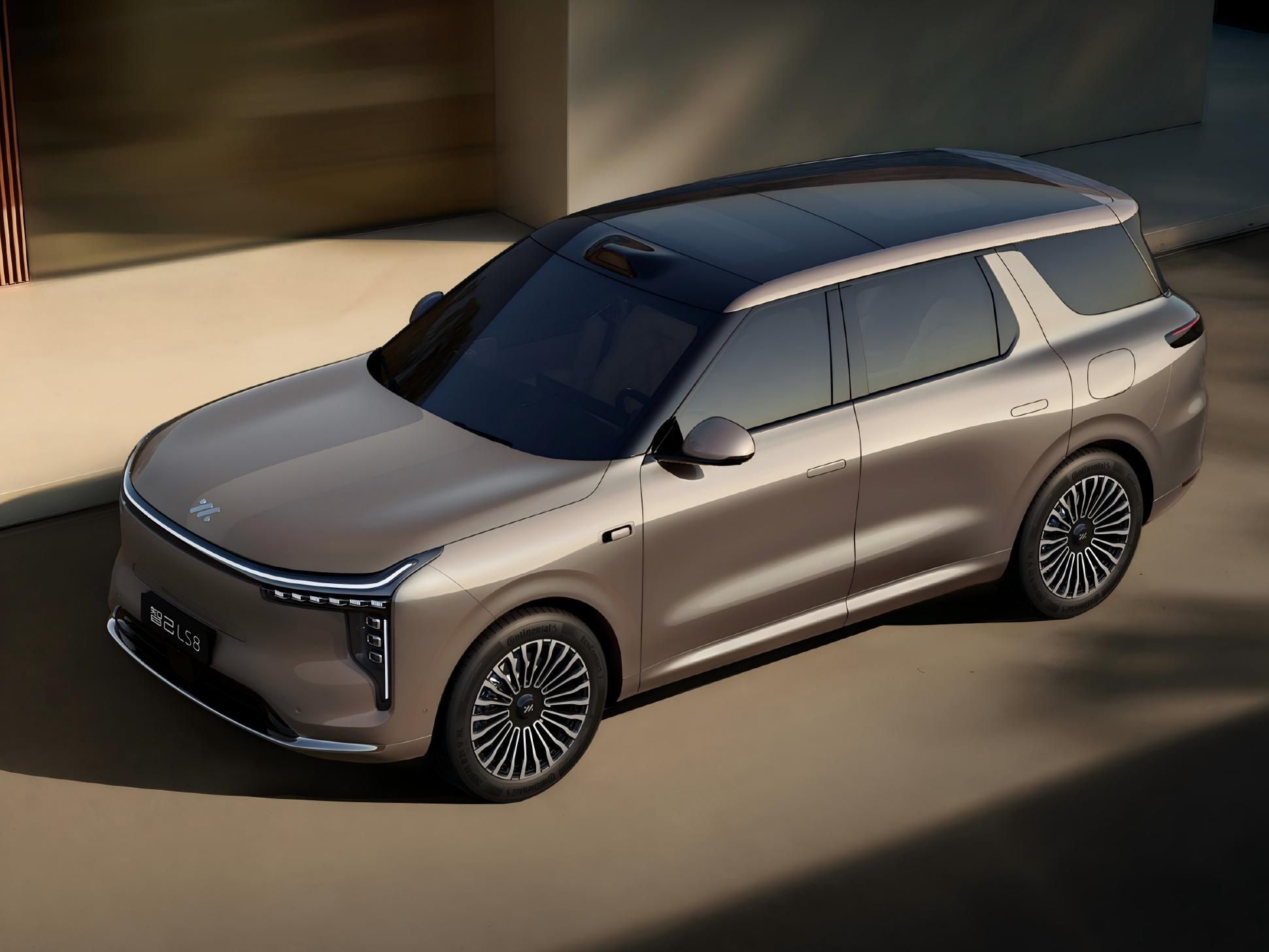 上汽集团发布2025年年报，合并营业总收入6562.4亿元