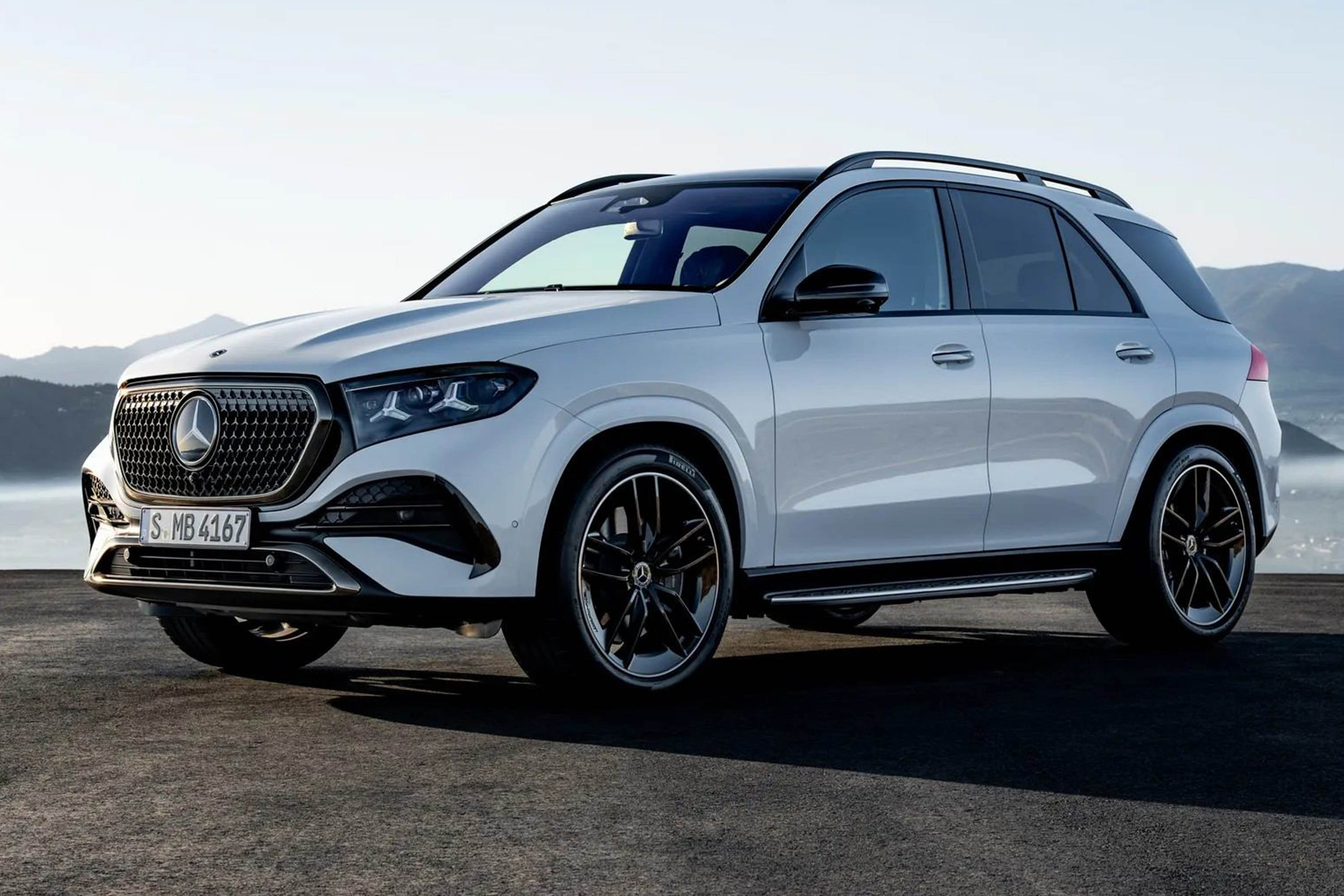 新一代梅赛德斯-奔驰GLE与GLE 53家族迎来全球首秀