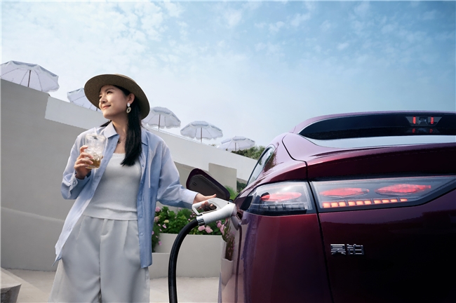 谁是15万级SUV优选?15.99万起大一圈超有料的昊铂HT给出答案