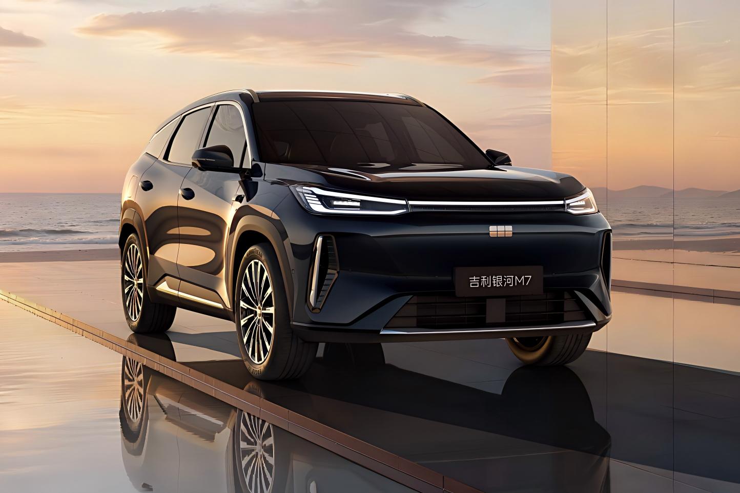 吉利银河M7预售价13.98万-15.68万，纯电续航达225km