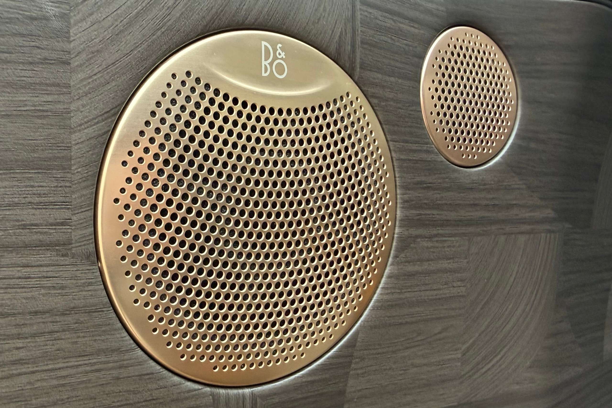 智己LS8正式上市，售价24.98万-29.98万元