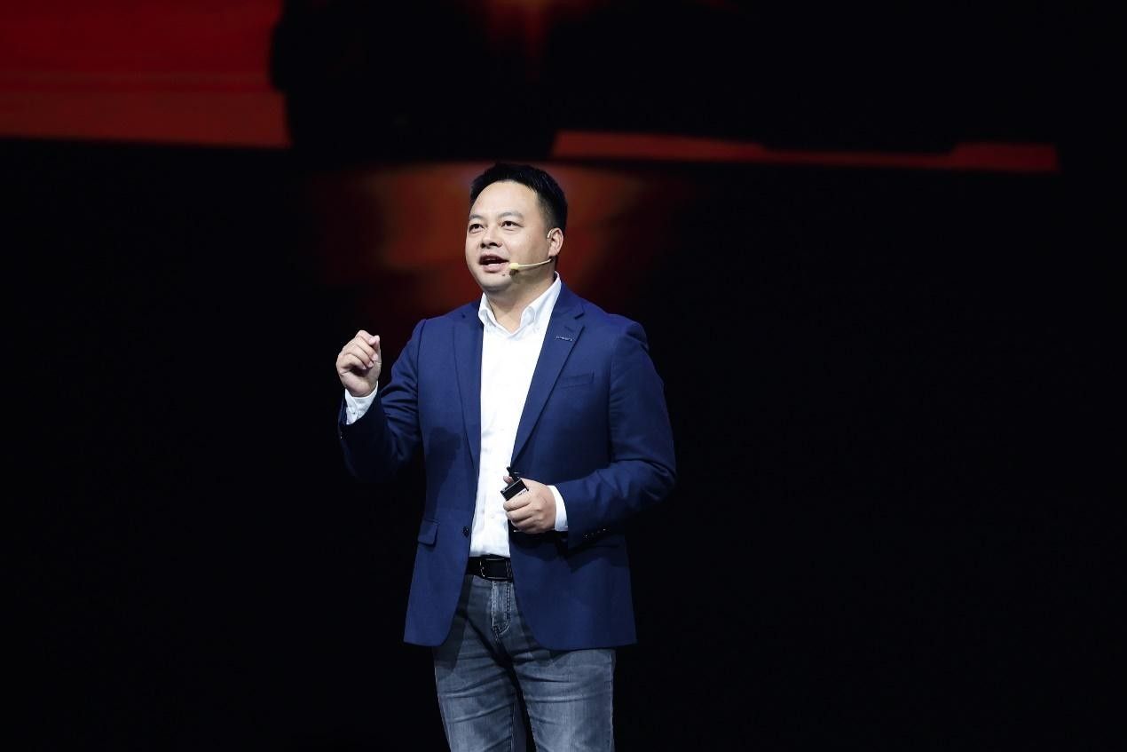 星途EX7私享 “陆上专机” 19.99万元起