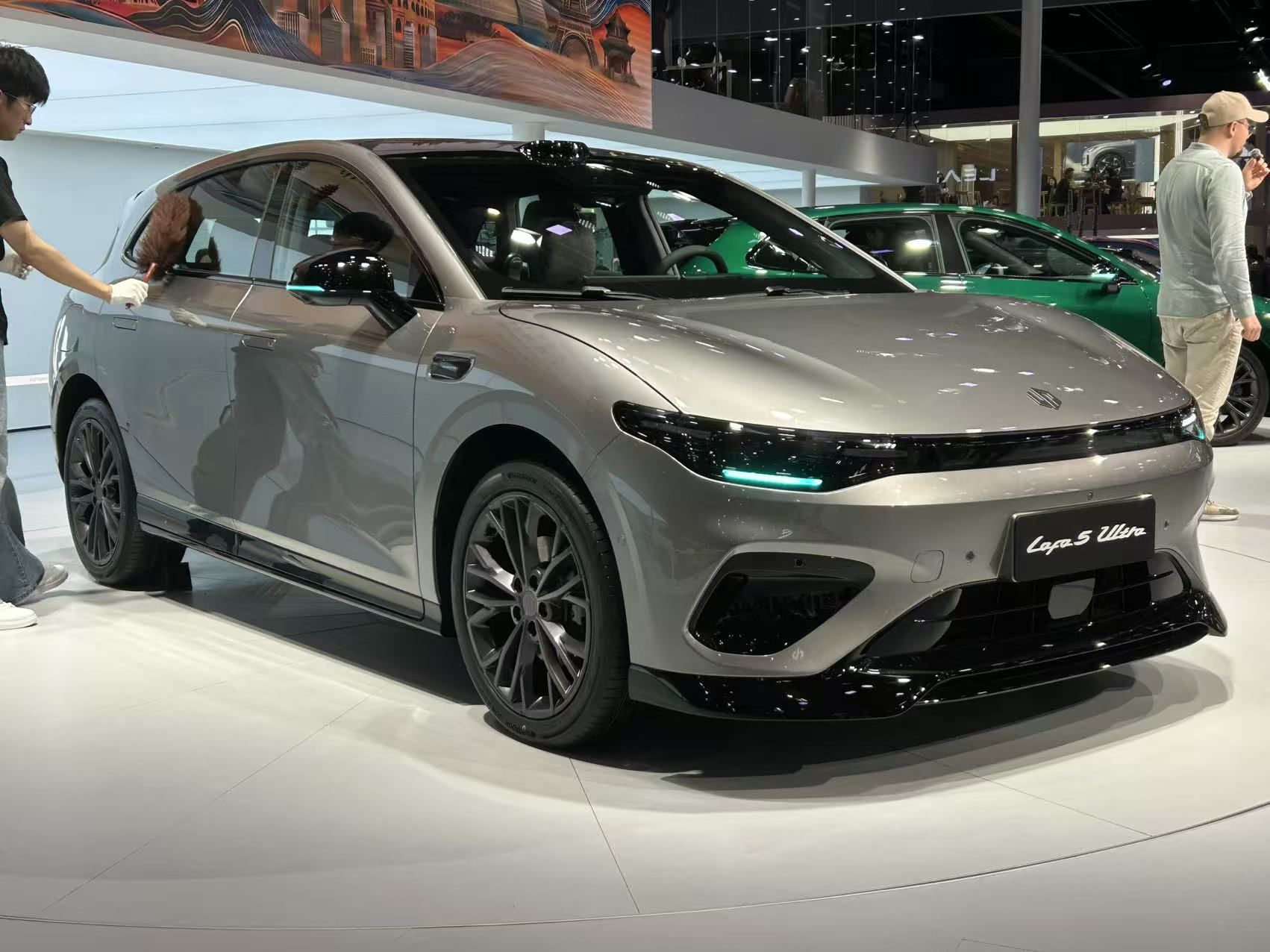 2026北京车展：零跑Lafa5 Ultra上市，限时售11.88万起