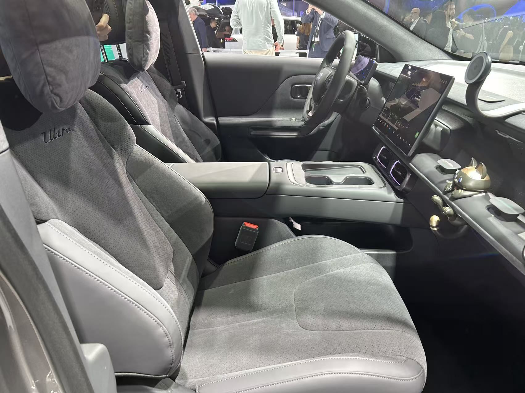 2026北京车展：零跑Lafa5 Ultra上市，限时售11.88万起