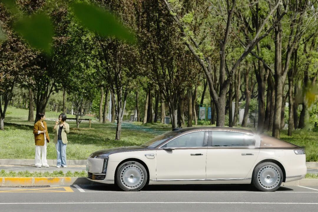 從王室貴族到行業精英，尊界S800靠什么征服高端用戶的品味？
