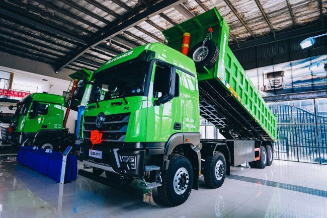 雙槍快充+多重防水，歐曼新能源西南版自卸車賦能工程基建