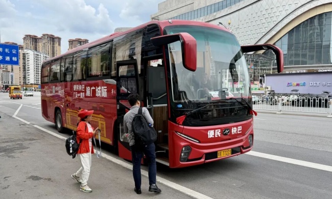 全线“焕”新!渝广城际便民快巴升级苏州金龙海格新V系客车
