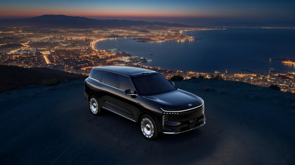 智己LS9 Hyper上市31.98万起 三大跨代技术颠覆旗舰SUV