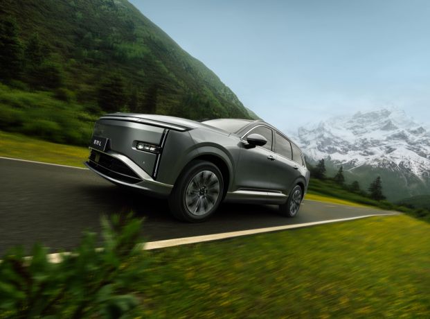 五菱上市10万级新能源SUV，星光L空间大续航长值得选购