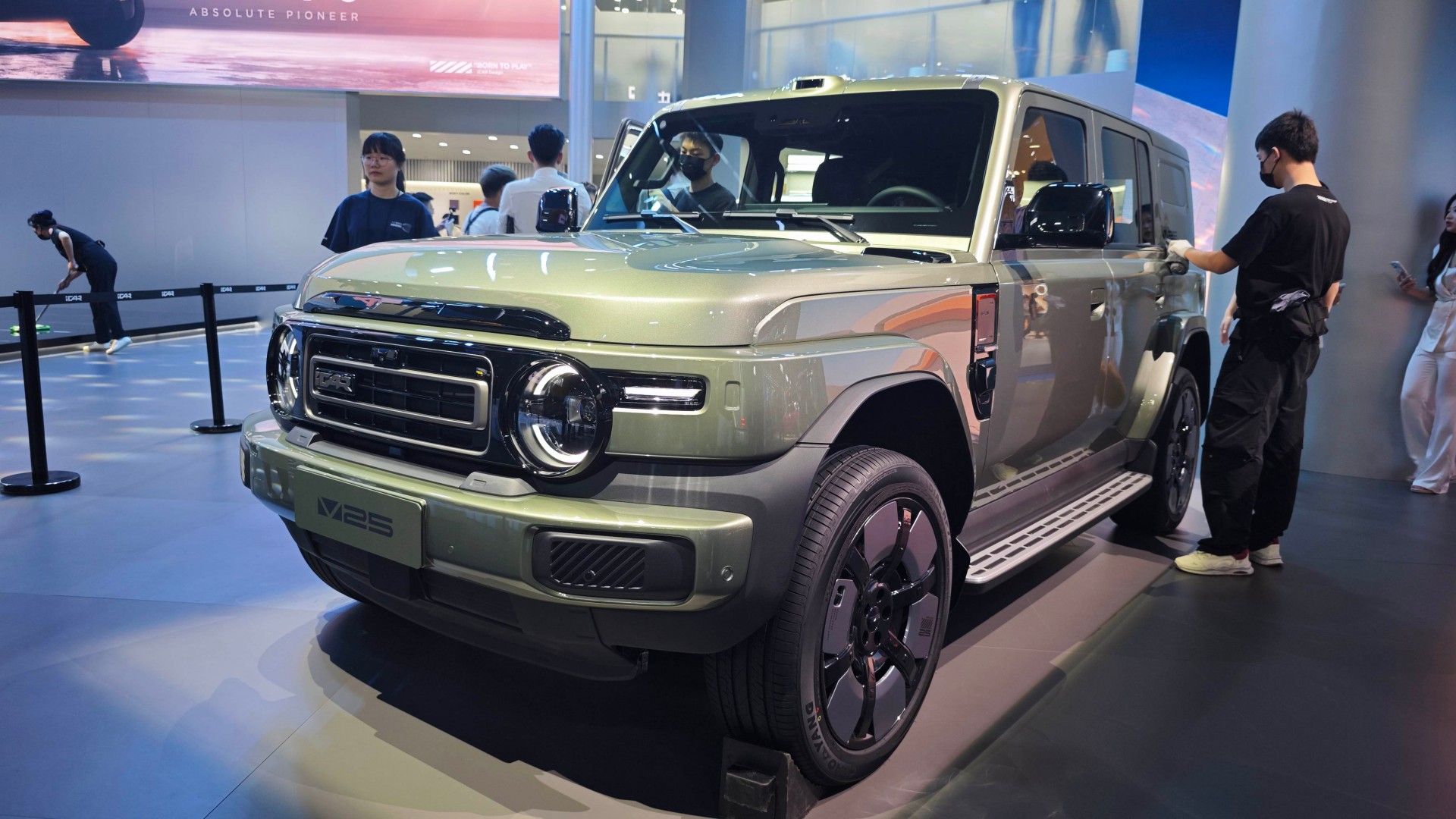 2026成都车展：iCAR V25首发亮相，将于11月上市