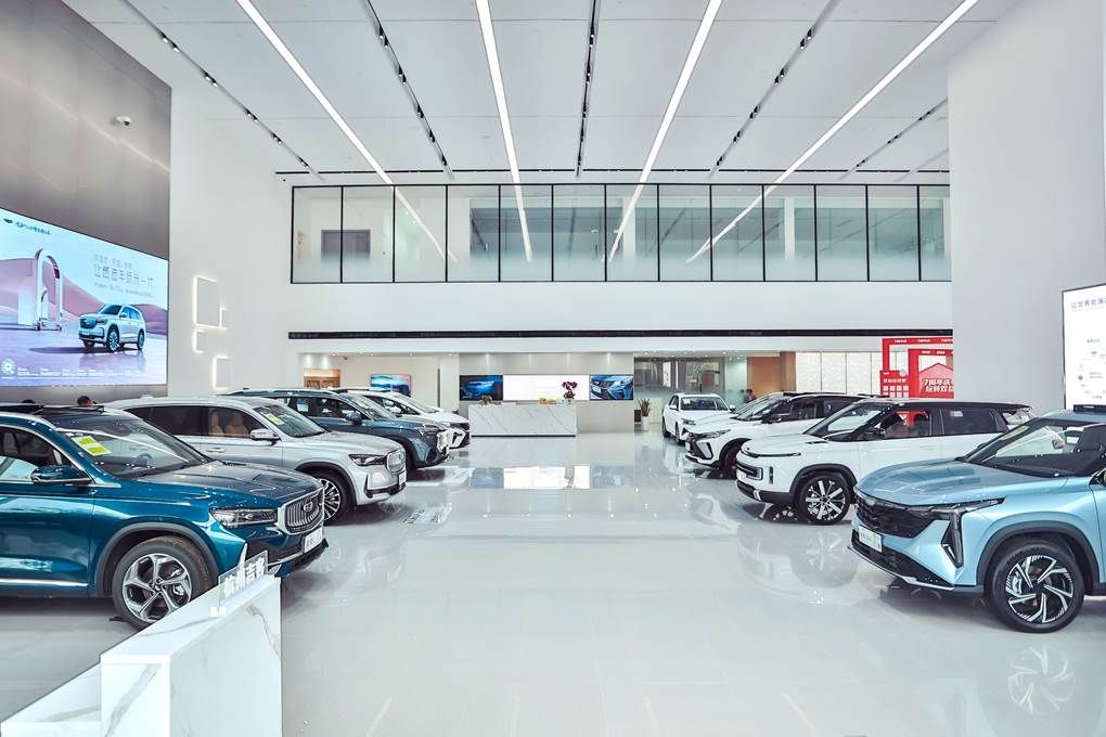 2026杭州吉利购车攻略：全系车型、混动看车、高性价比门店推荐