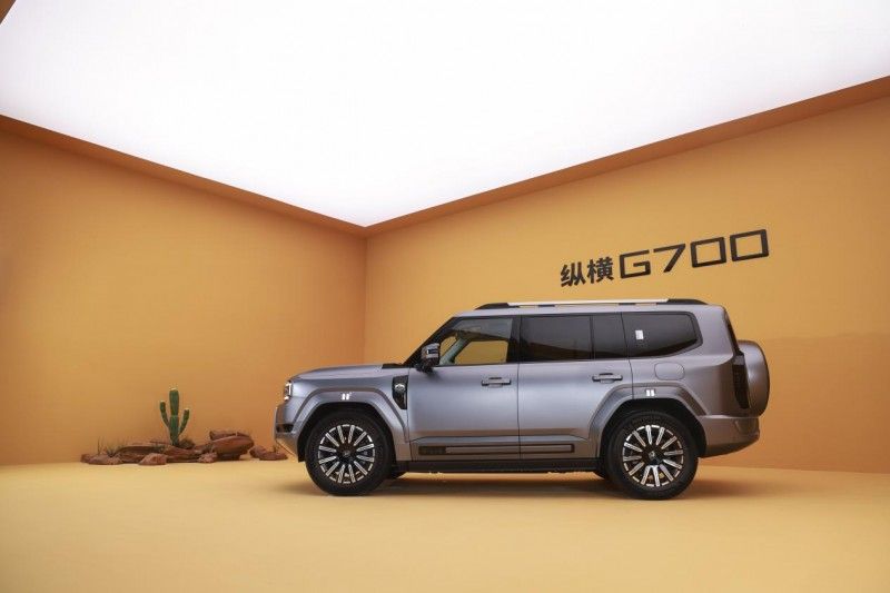 价格体验有何不同？2027款纵横G700与方程豹8对比