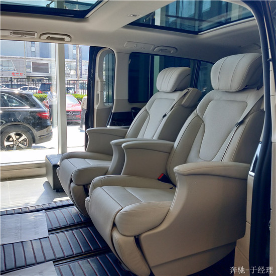 2020款奔驰v260报价v260价格宽大空间尽情