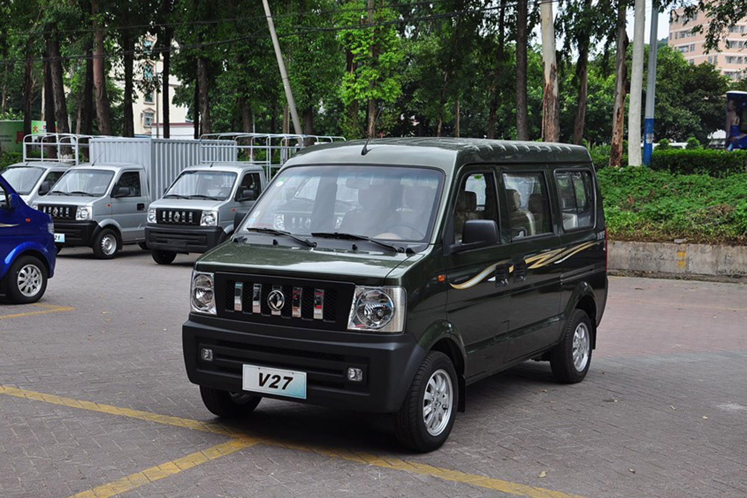 3l四驱基本型bg13-20 报价】东风小康v27参数_配置_北京天成锦绣-车讯