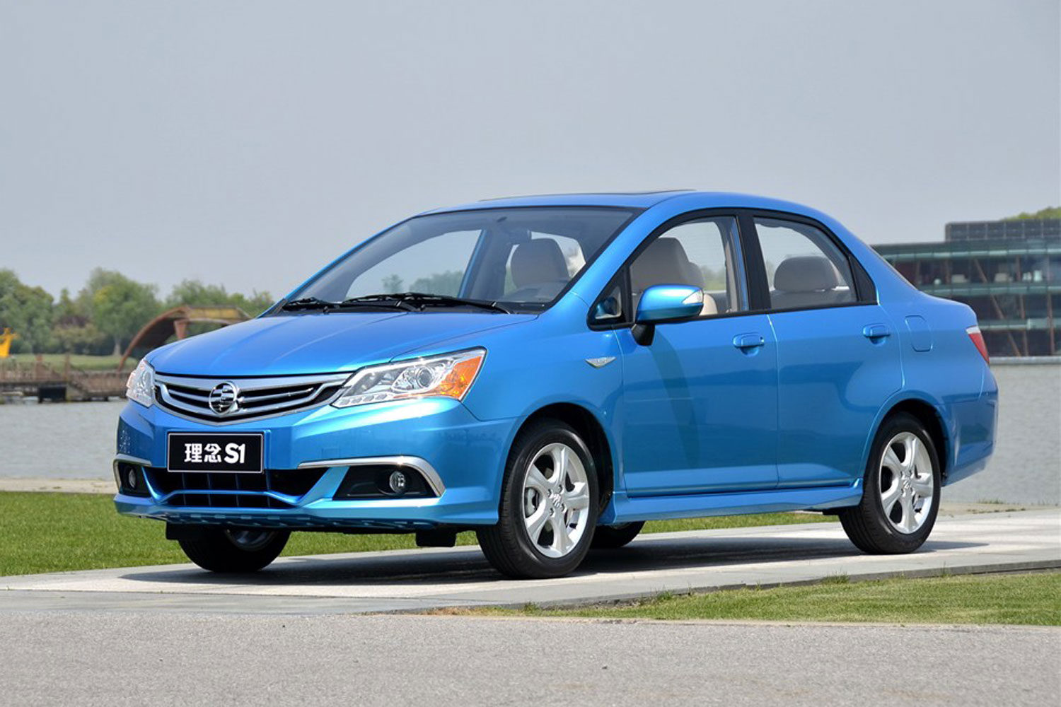 2014款 1.3l 手动舒适型