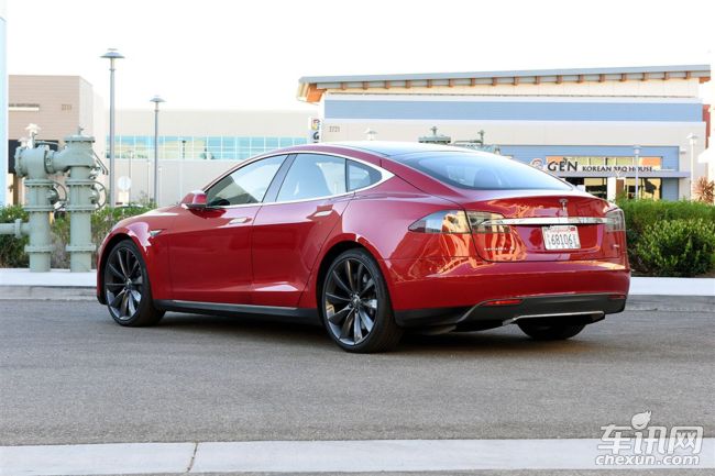 特斯拉model s 70d中国上市 售68.5万元