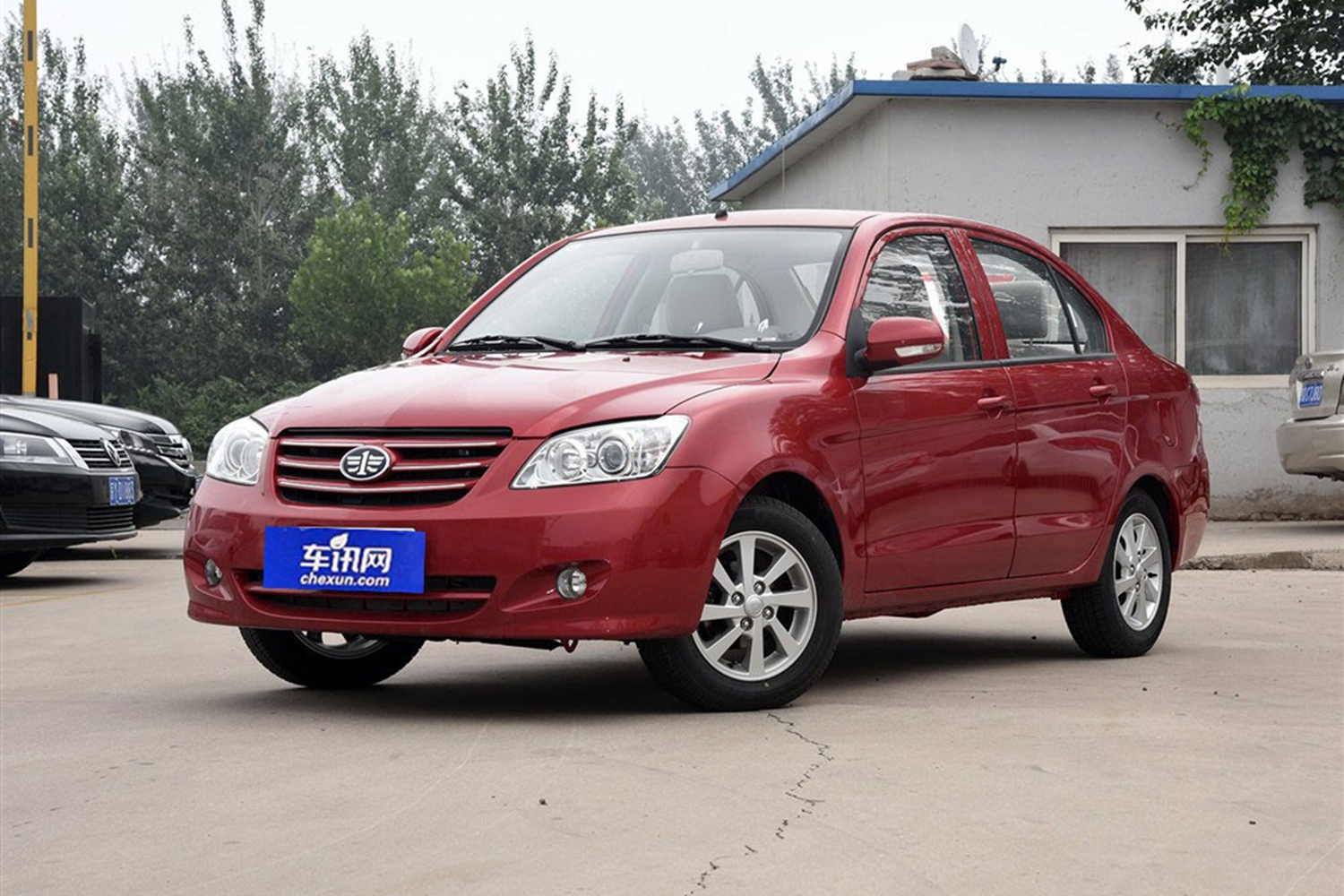 2013款 1.3l 手动豪华型