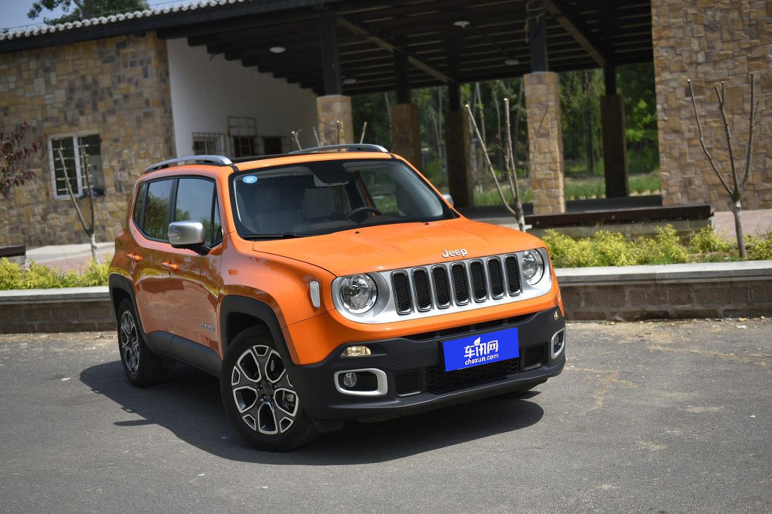 【康和香月汽车2017款 180ts 自动四驱全能敞篷版 报价】自由侠参数