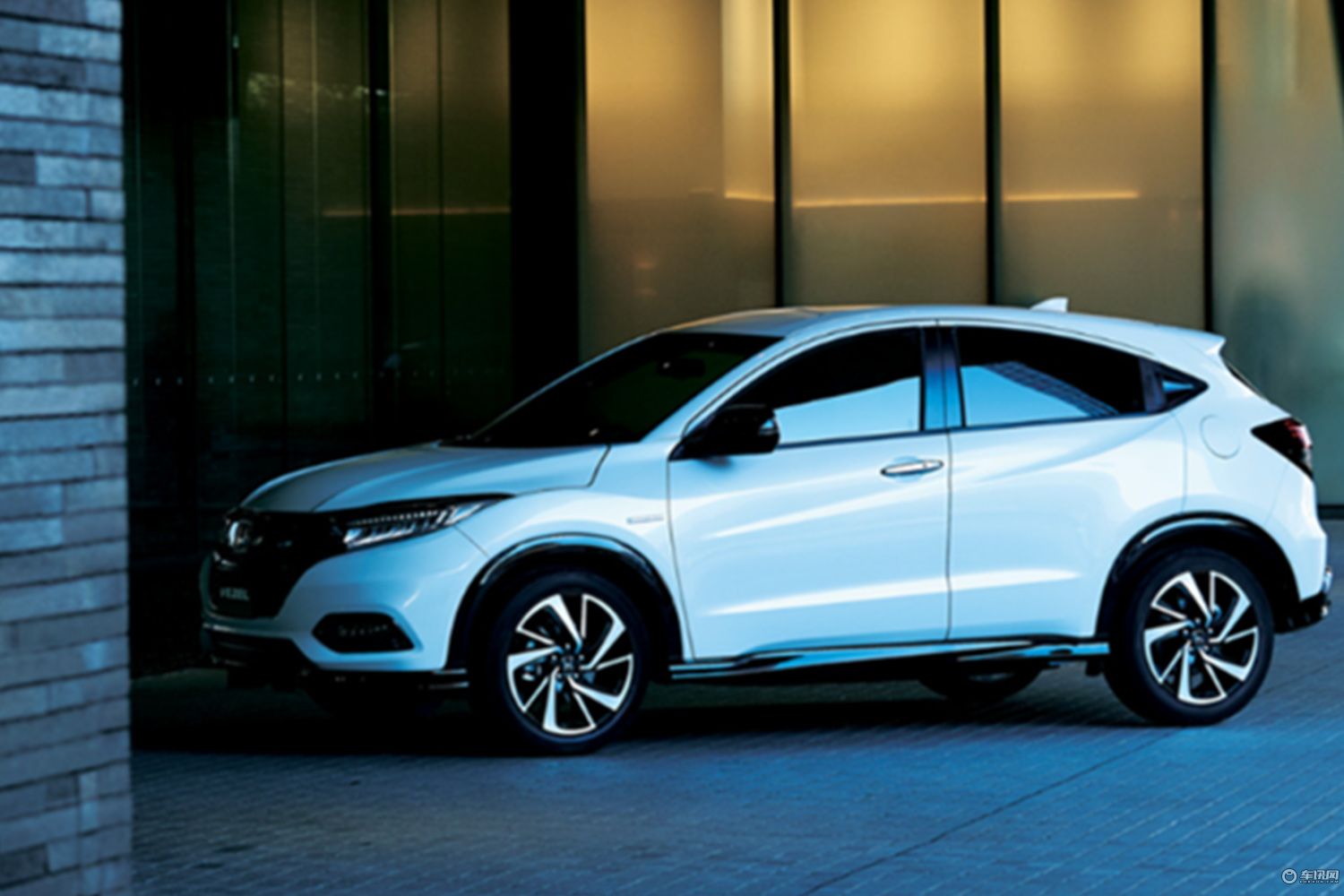 本田小改款vezel官图发布外观更佳运动