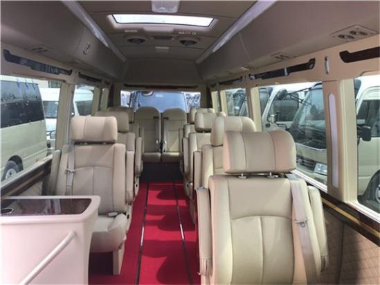 丰田考斯特选择从9到23座不等的座位