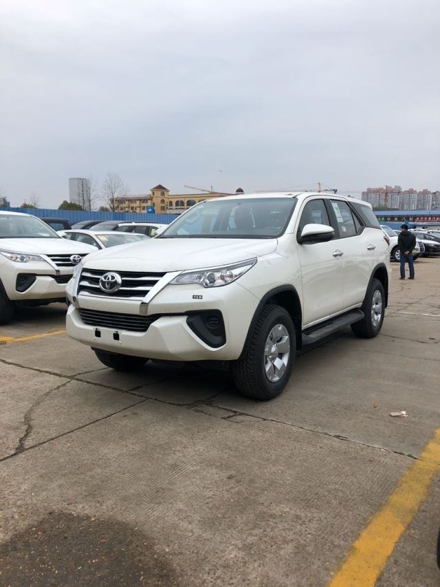 2020款丰田穿越者2700现价提车乐享高额优