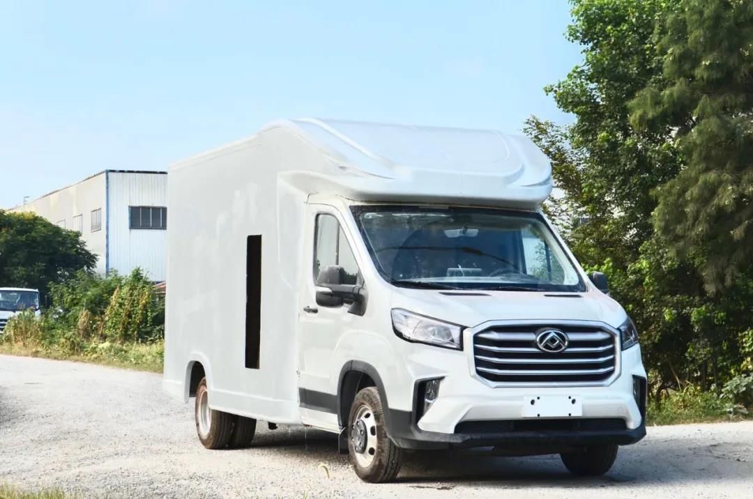 飞翔房车再出新车型v90at自动挡t型小额头房车