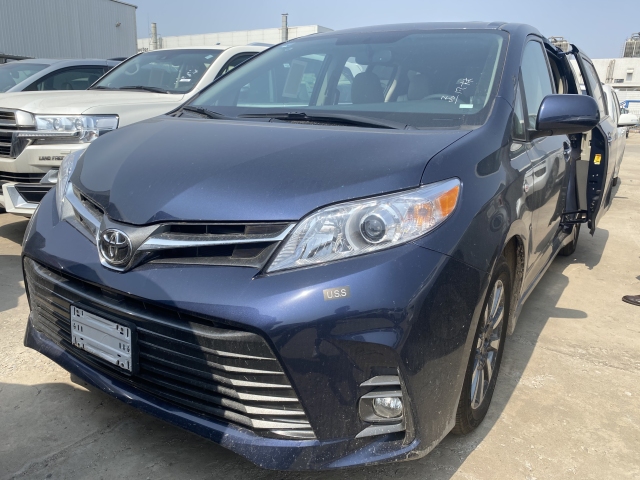 新款丰田塞纳国六脱颖而出自带霸气