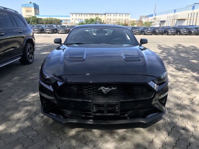 20款福特野马23t价格平民超跑只需31w