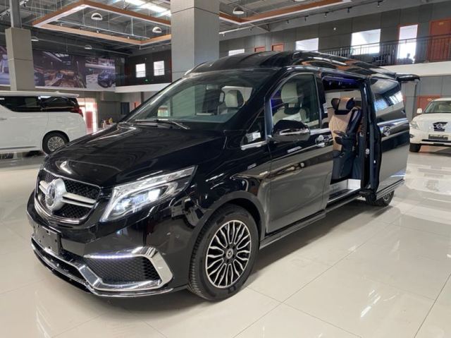 奔驰v260新款九速迈巴赫商务车津港现车