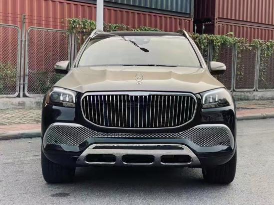 新款迈巴赫gls600展厅现车气场十足