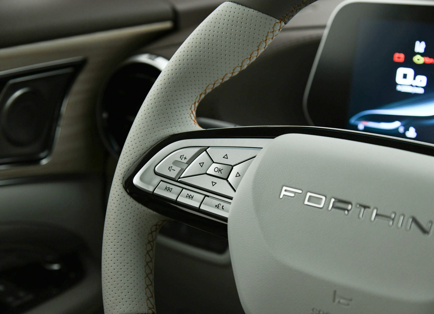 近3米轴距 三菱动力 座椅通风,12万起售7座mpv,能火吗-车讯网