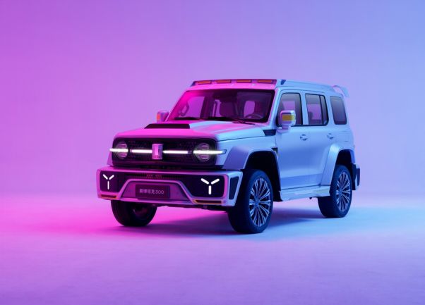 个性化潮玩属性十足,cyberspace新车登场