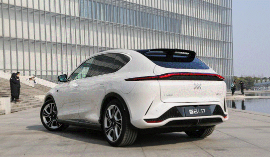 智己ls7实拍分析这款豪华suv的确未来可期