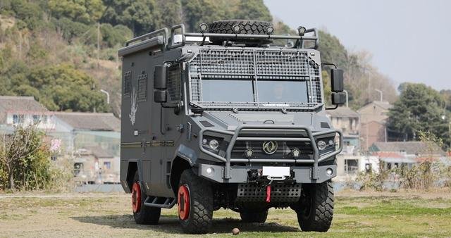 曼恩拓东风猛士甲越野房车二代接受预定